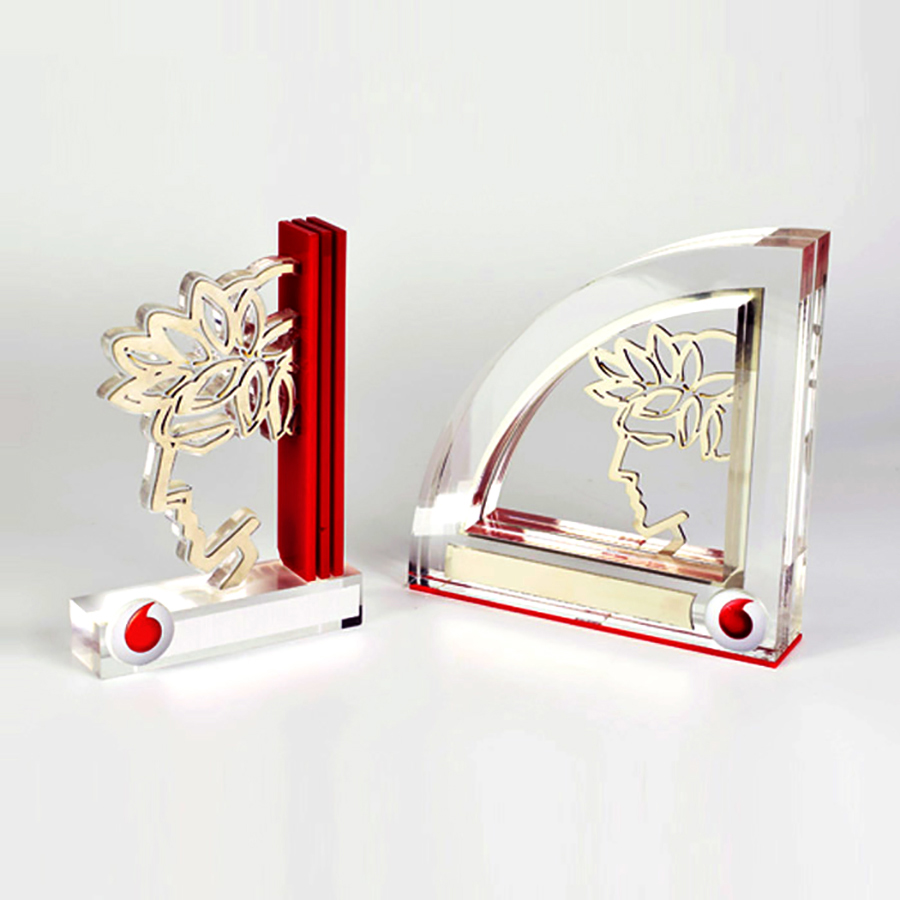 Awards & Commemorative Plaques