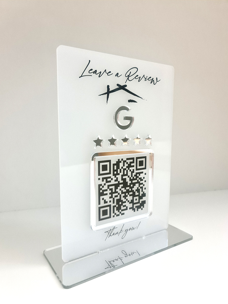 Hotel & Airbnb Signage