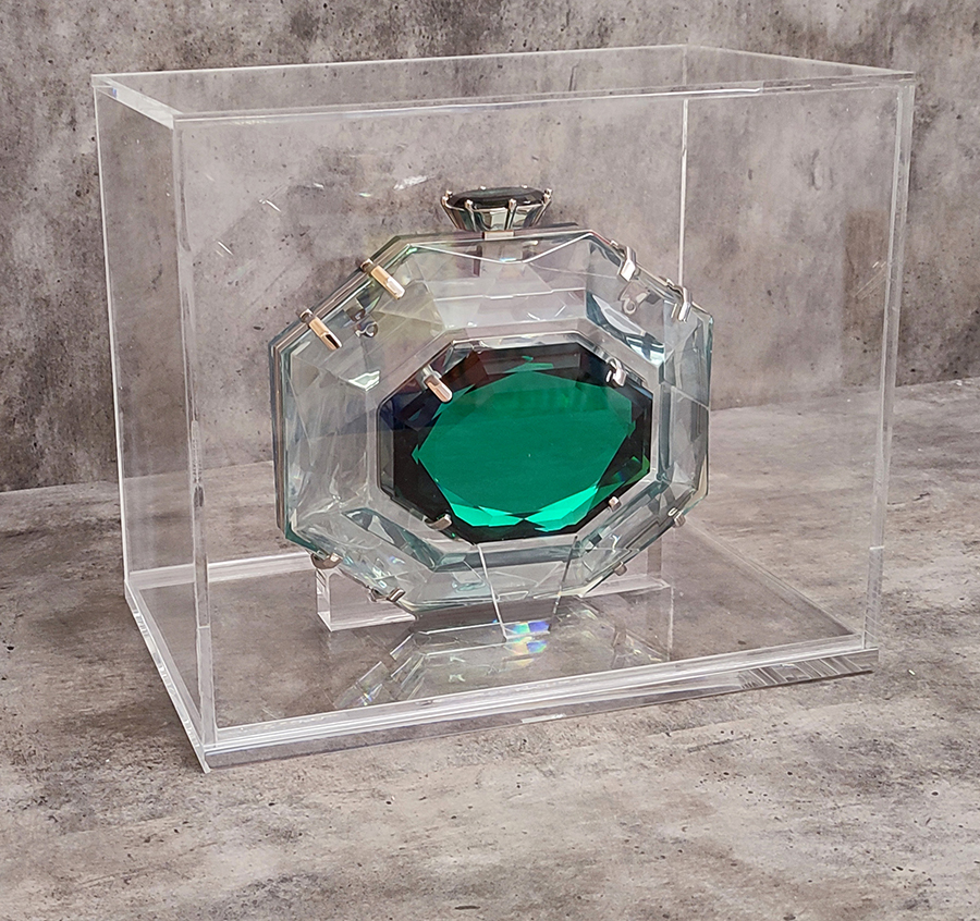 Cases for Models & Sports Memorabilia