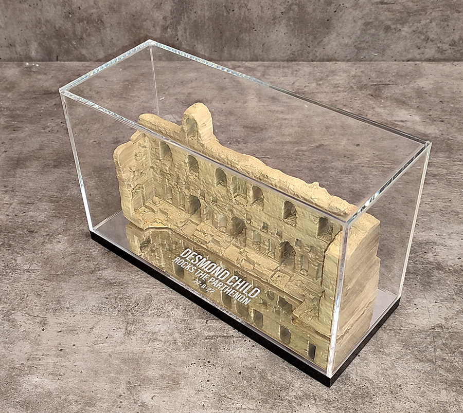 Cases for Models & Sports Memorabilia