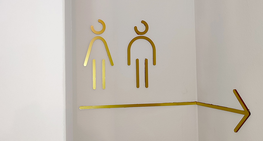 Hotel & Airbnb Signage