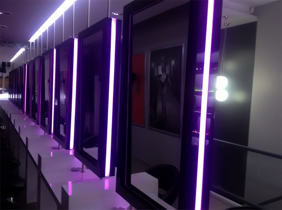 Plexiglass Lightboxes