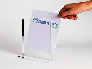 Θήκη μηνυμάτων ''T'' από plexiglasss για DIN A4 μονόφυλλο έντυπο (2)
